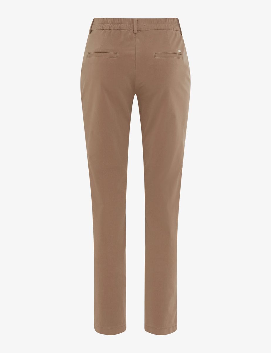 Vielseitige Chino-Hose im Regular Fit
