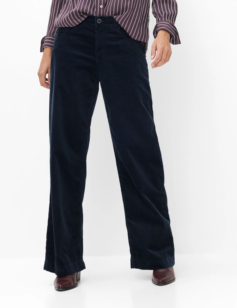 Hoch geschnittene Cordhose mit weitem Bein