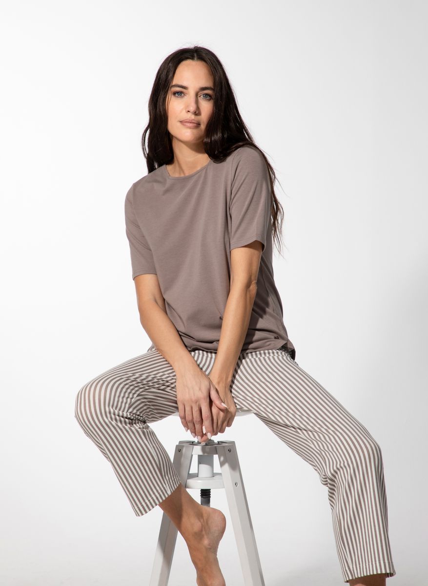 Entspanntes Schlafshirt mit Rundhalsausschnitt