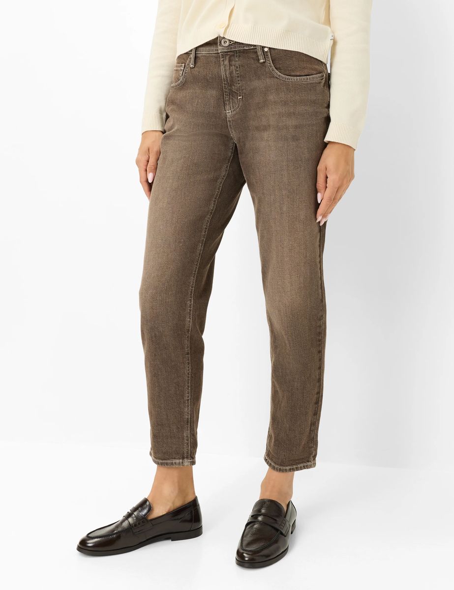 Five-Pocket-Jeans im Tapered Fit