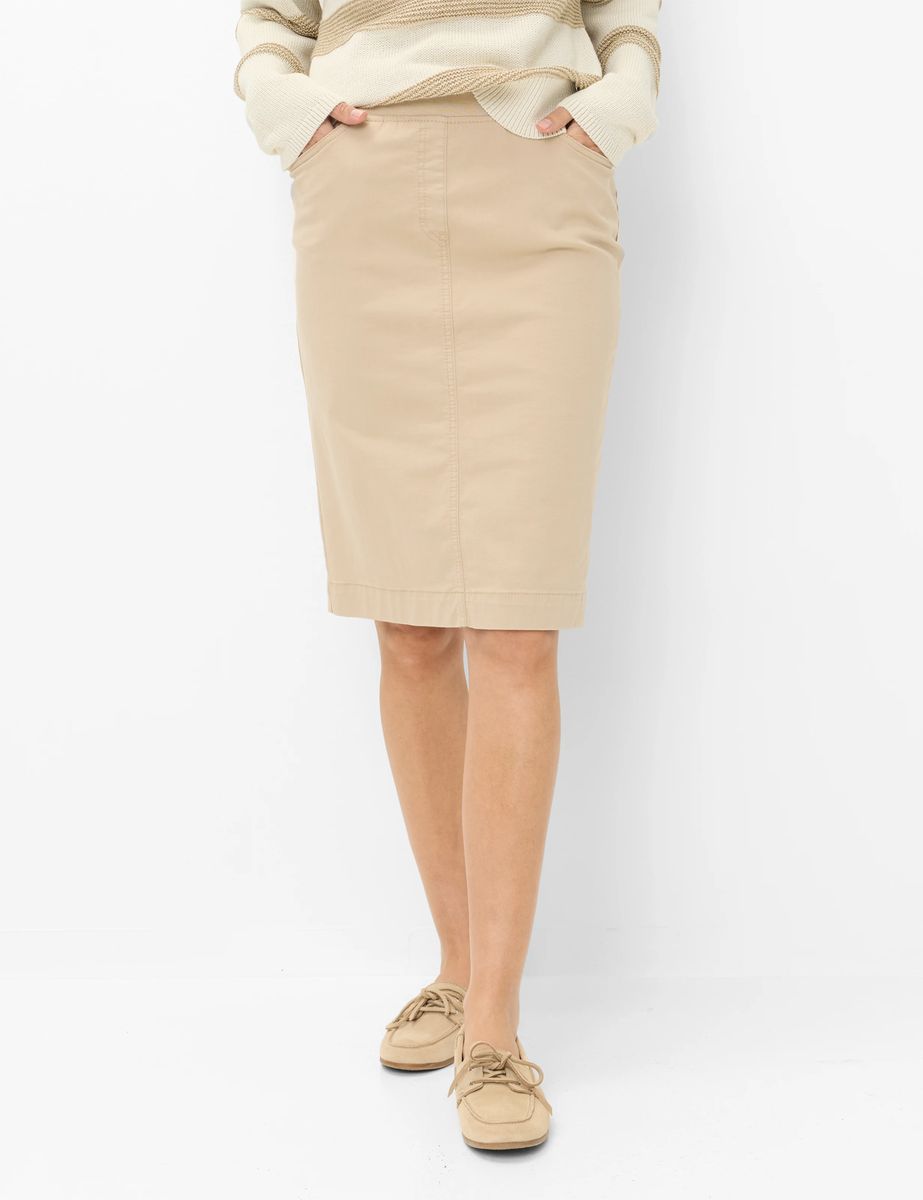 Klassischer Chino-Rock in Slim-Fit