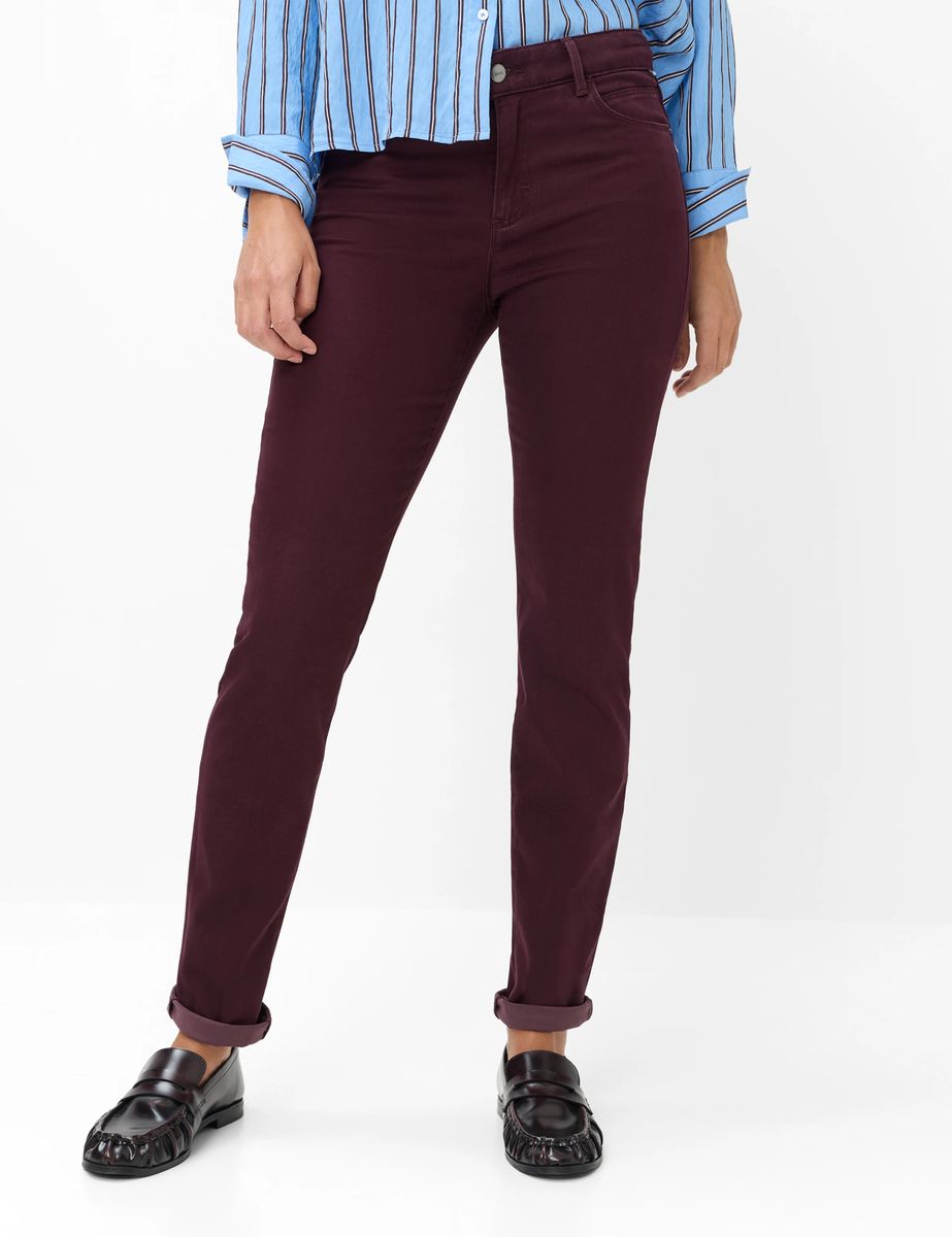 Klassische Five-Pocket Slim Fit
