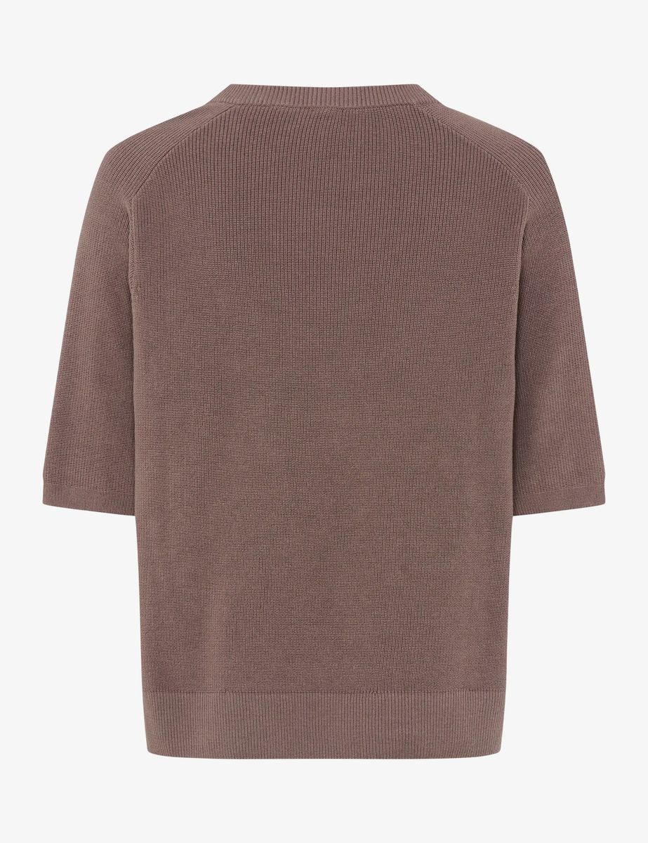 Kurzarm-Stricktop mit feiner Rippstruktur