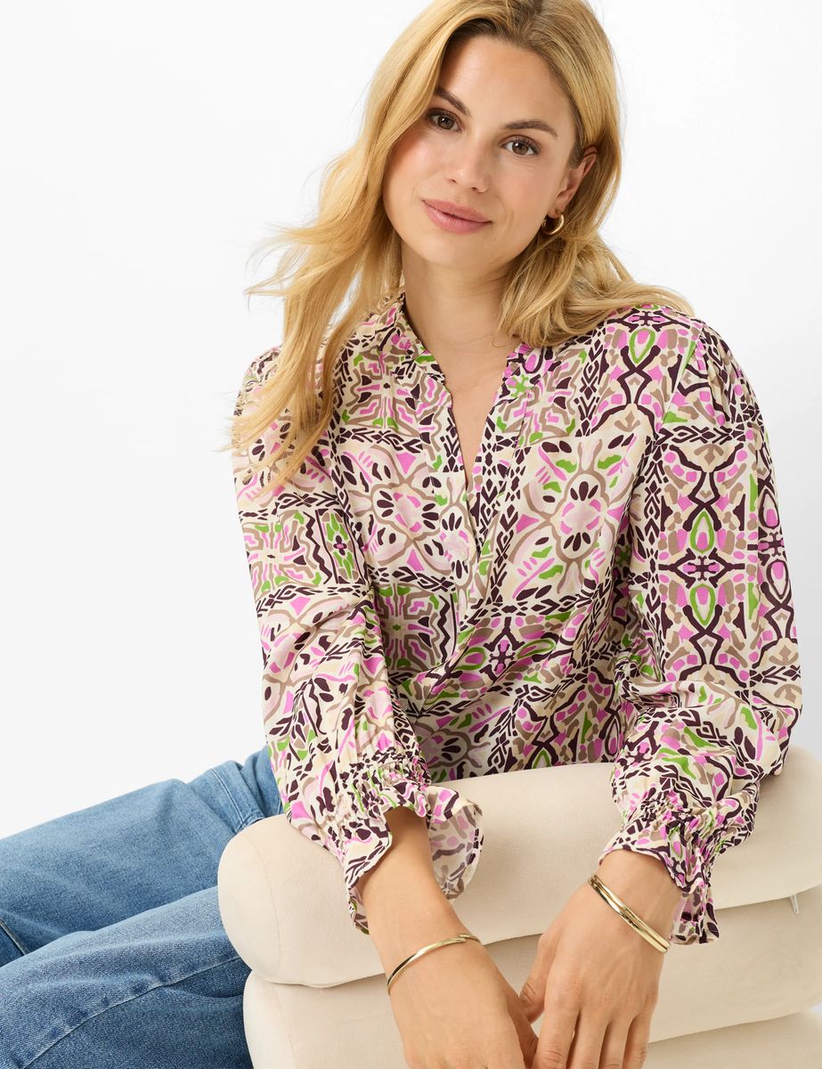 Viskosebluse mit Mandalamuster