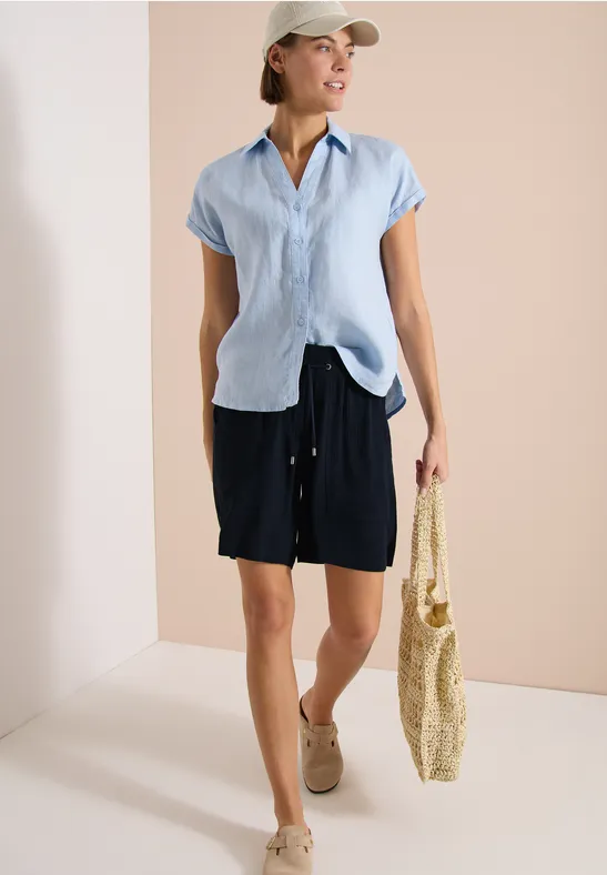 Strukturierte High-Waist-Shorts mit weitem Bein