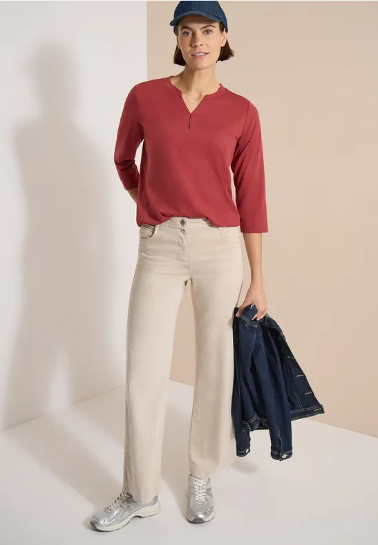 Lässiges 3/4-Arm Shirt mit Schlitz-Ausschnitt