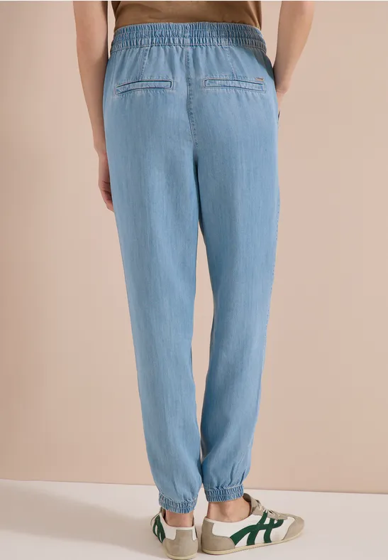 Weiche Slim-Leg Lyocell-Hose