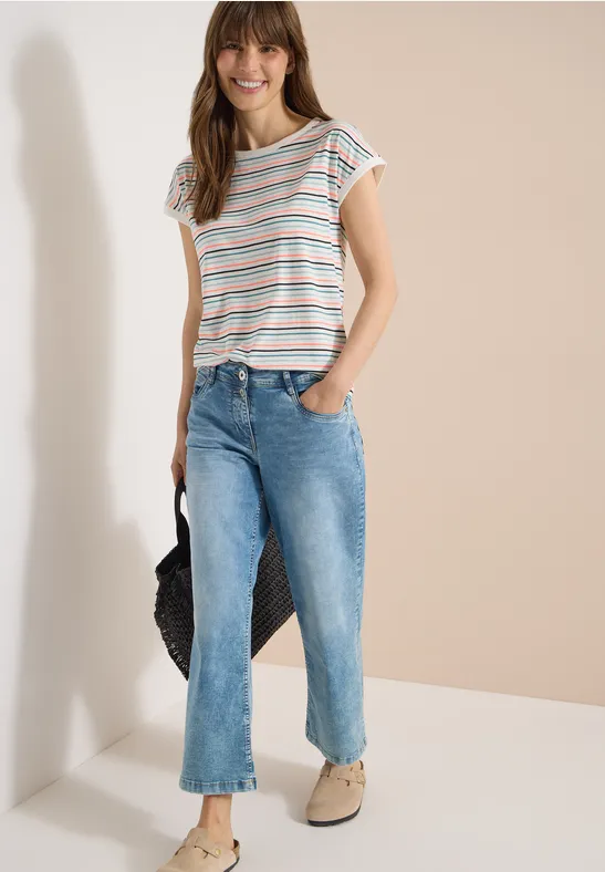 Gestreiftes T-Shirt mit U-Boot-Ausschnitt