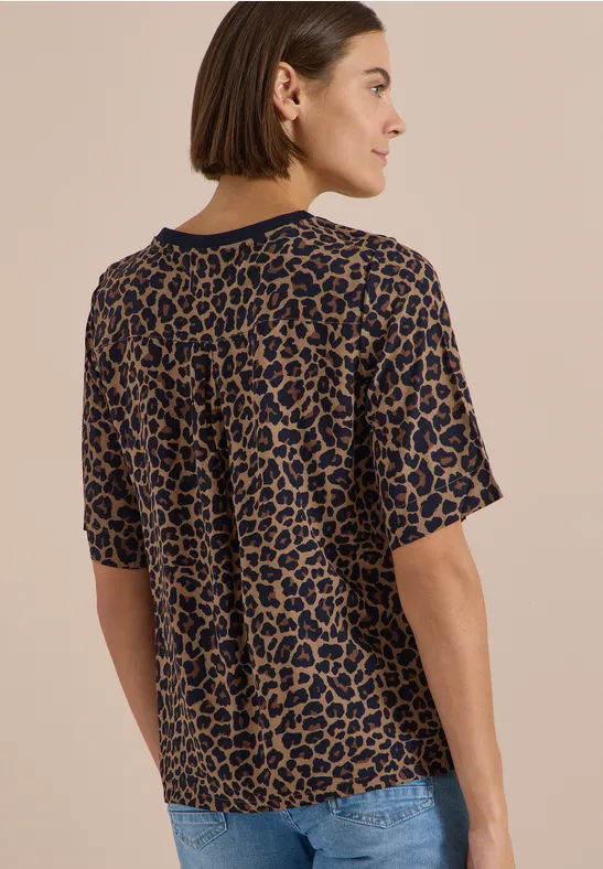 Kurzarm-Blusenshirt mit Leopardenmuster