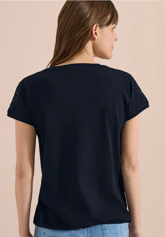 Shirt mit überschnittenen Schultern und Spitze