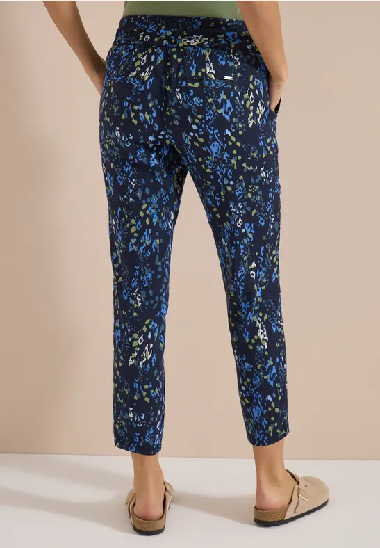 Gemusterte Hose im Loose Fit