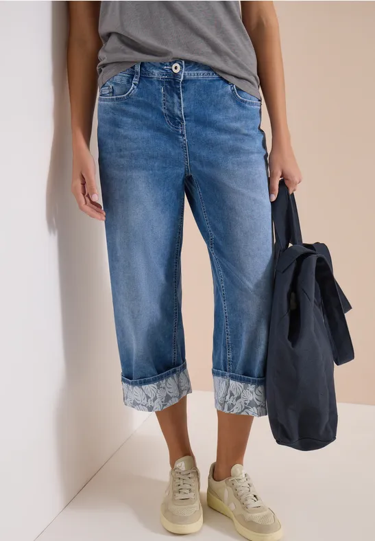 Weite 7/8-Hose mit Muster-Umschlag