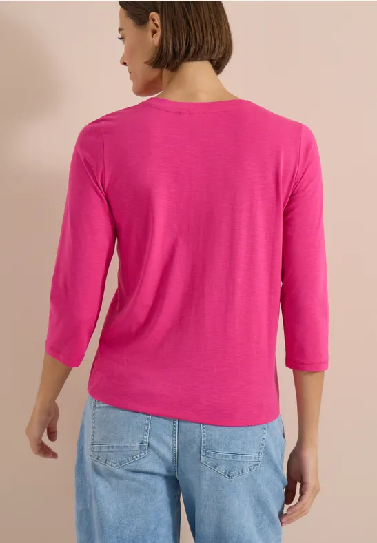 Leuchtendes 3/4-Arm Top mit Split-Neck
