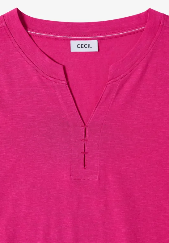 Leuchtendes 3/4-Arm Top mit Split-Neck