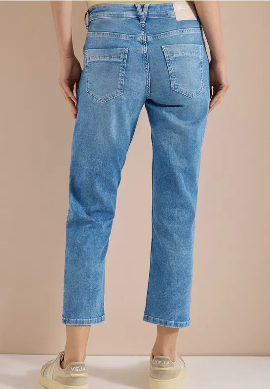 7/8 Slim Leg Casual Jeans