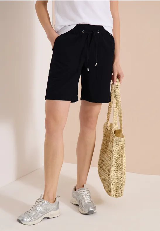 Strukturierte Seersucker-Shorts mit Tunnelzug