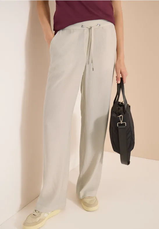 Strukturierte High-Waist-Hose mit geradem Bein