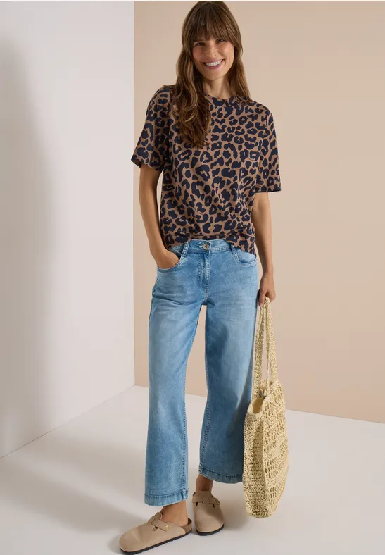 T-Shirt mit Leopardenmuster und Rundhalsausschnitt