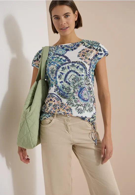 Grafik-Shirt mit U-Boot-Ausschnitt
