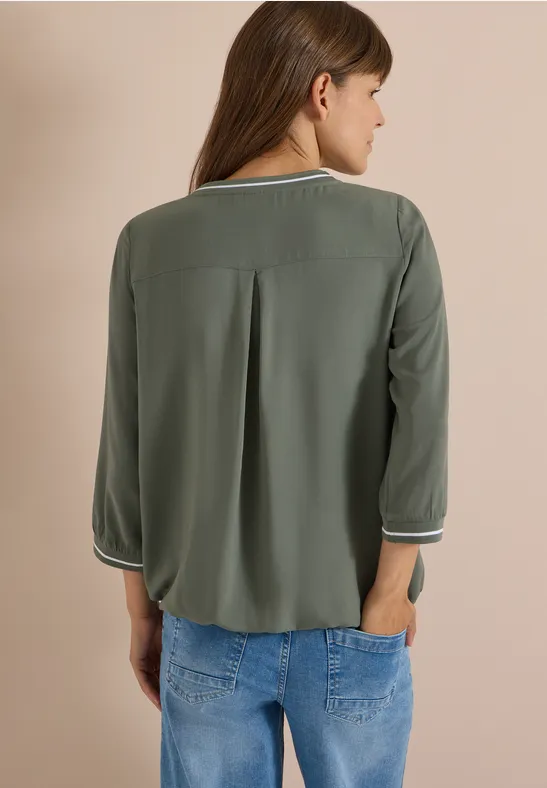 Lässige 3/4-Arm-Bluse mit sportlichem Besatz