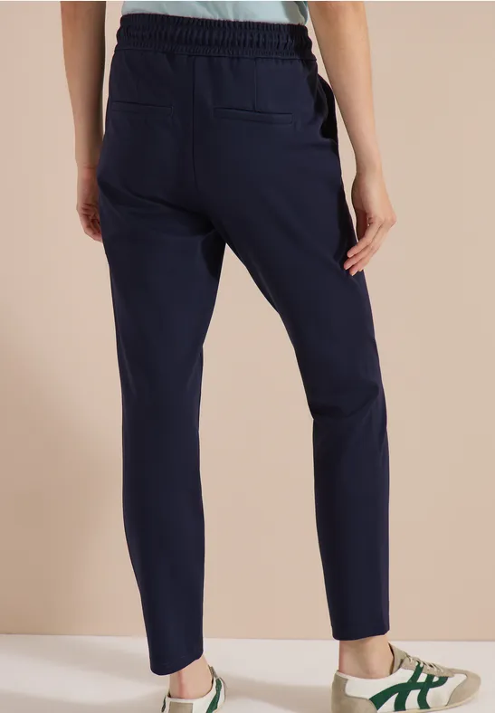 Schmale Jerseyhose mit Tunnelzug