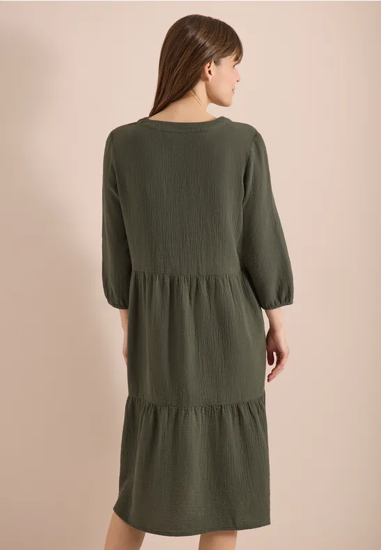 Gestuftes Musselin-Midikleid
