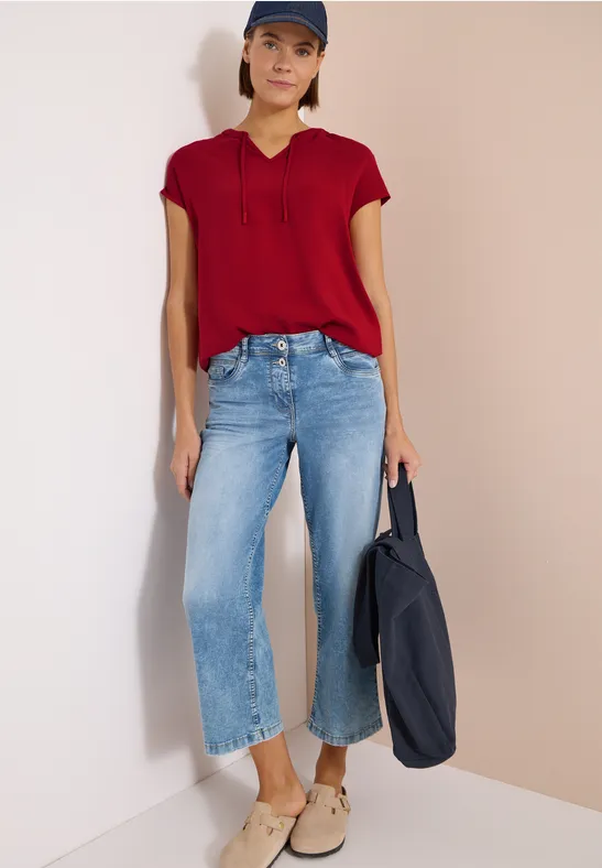 Kurzarm-Oberteil mit Split-Neck Materialmix