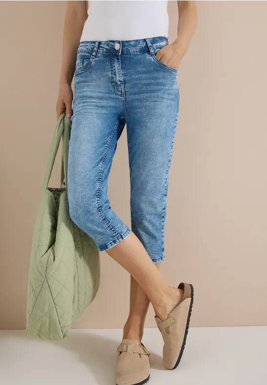 High-Waist Slim Fit Capri-Jeans