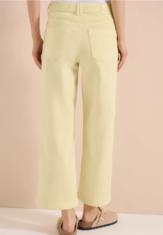 High-Waist Wide-Leg 7/8 Jeans