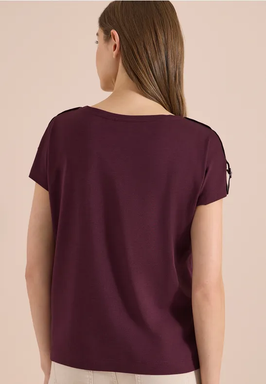 Kurzarmshirt mit Schnallendetails an der Schulter