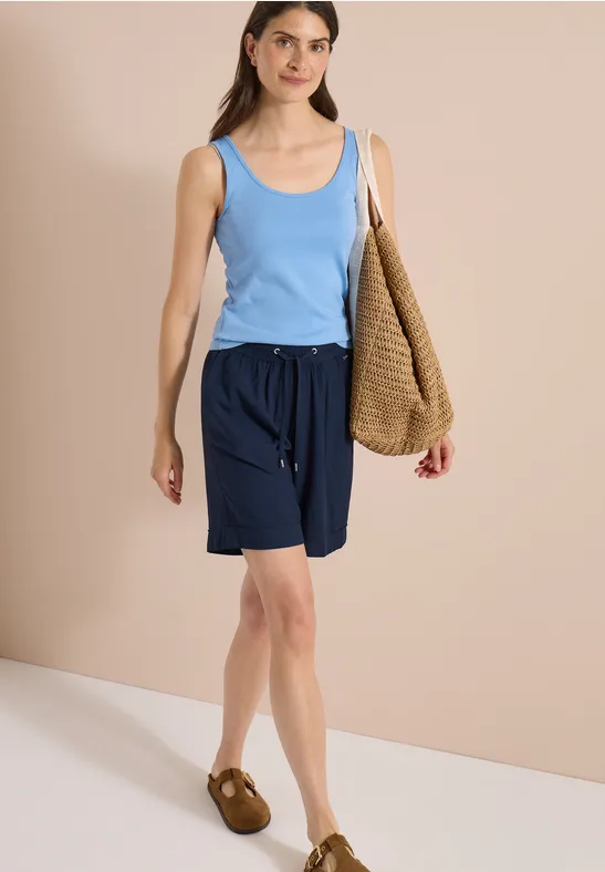 High-Waist Shorts mit weitem Bein