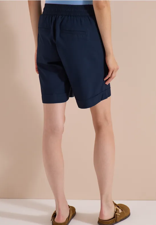 High-Waist Shorts mit weitem Bein