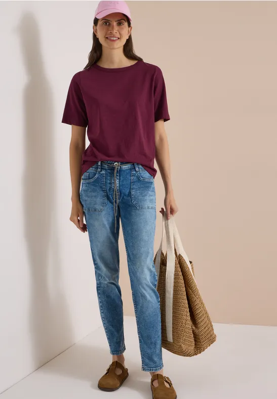 Slim Leg Casual Fit Jeans