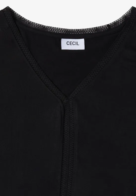 Crochet-Detail Basic mit V-Ausschnitt