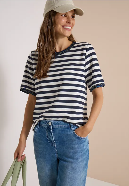 Streifenshirt mit Leo-Details