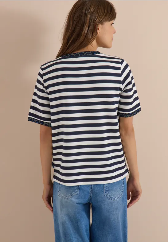 Streifenshirt mit Leo-Details