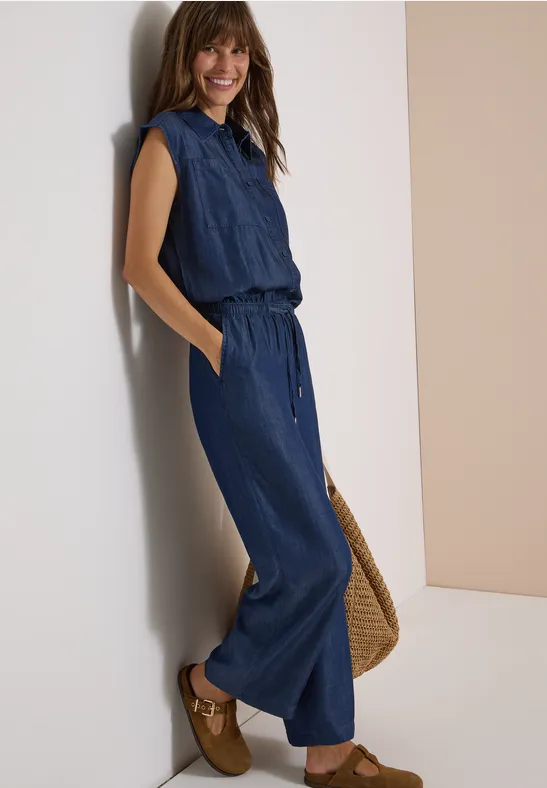 Fließender Wide-Leg-Jumpsuit in Denim-Optik