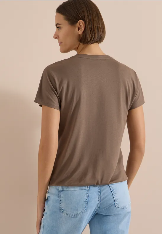 T-Shirt mit geschlitztem Ausschnitt und Kontrastpaspel