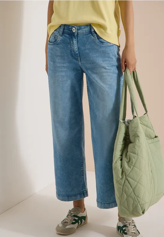 High-Waist Loose Fit 7/8-Jeans