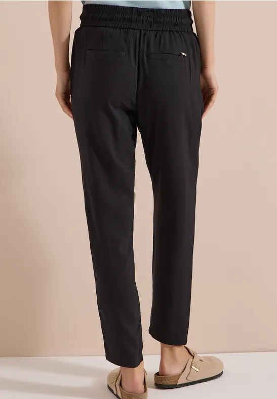 Leichte Loose Fit Hose Chelsea