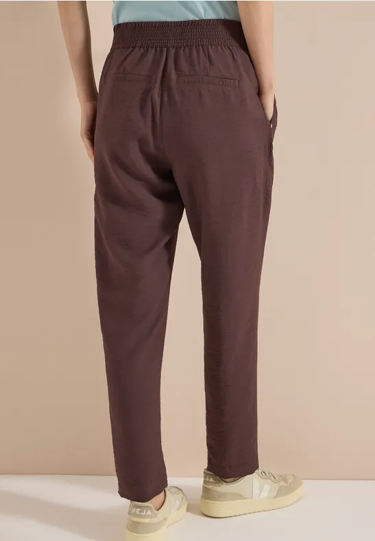 Slim Leg Hose im Loose Fit