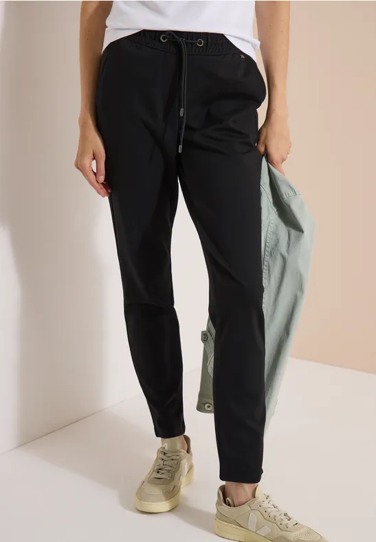 Lässige Slim-Fit Hose mit Tunnelzug