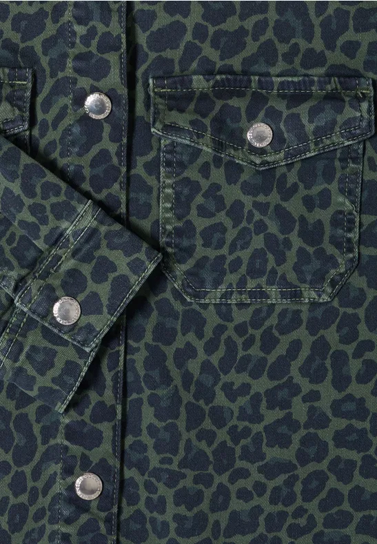Denim-Overshirt mit Leopardenmuster