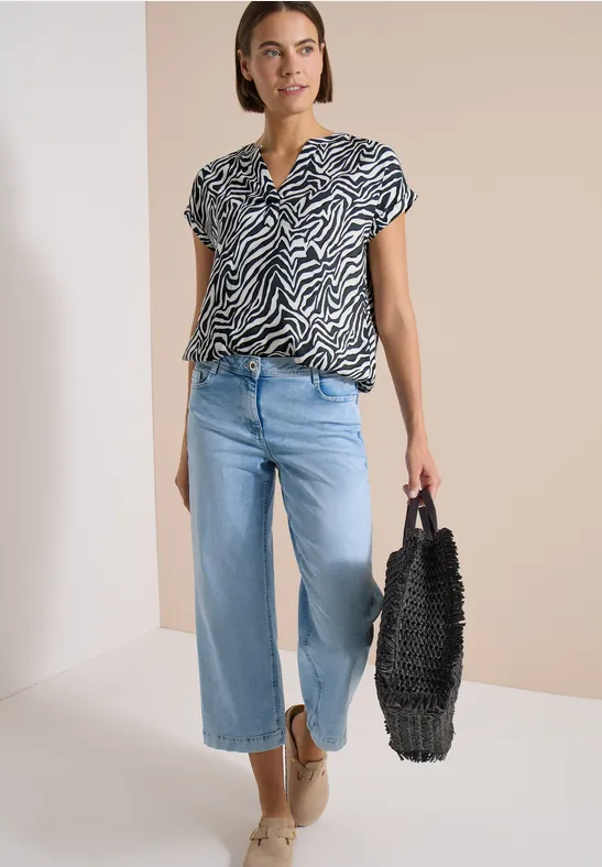 Leichte Zebra-Print Bluse mit Split-Neck