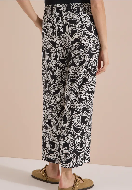 Weite Hose mit Paisley-Muster