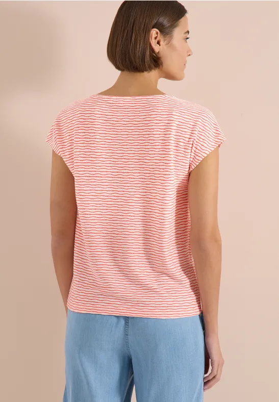 Gestreiftes T-Shirt mit U-Boot-Ausschnitt
