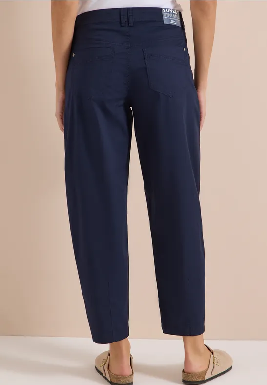 Barrel Leg Chino aus Baumwolle