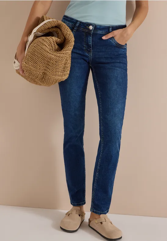 Lässiges Denim mit geradem Bein