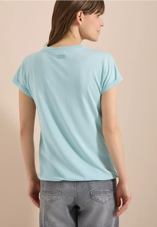 Leichtes Kurzarmshirt im Tunika-Stil