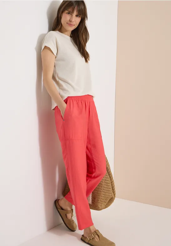 Strukturierte Loose-Fit Hose schmalem Bein